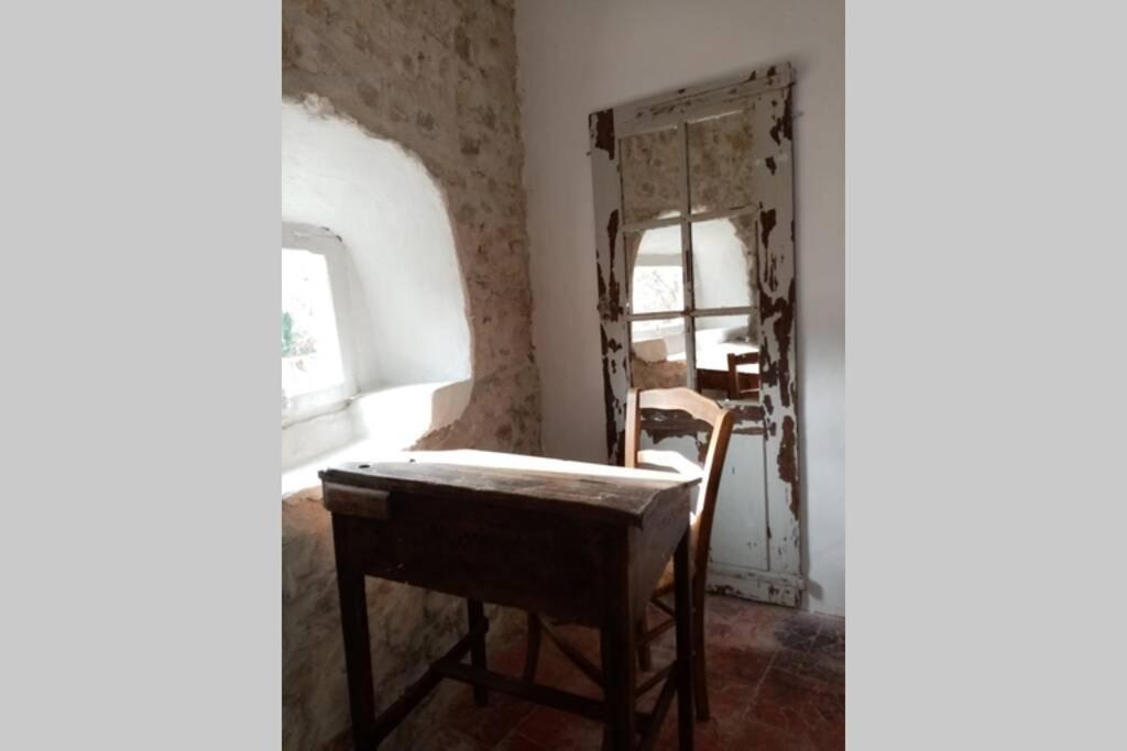 Character Filled House Overlooking The River Cesse Bize-Minervois Bagian luar foto