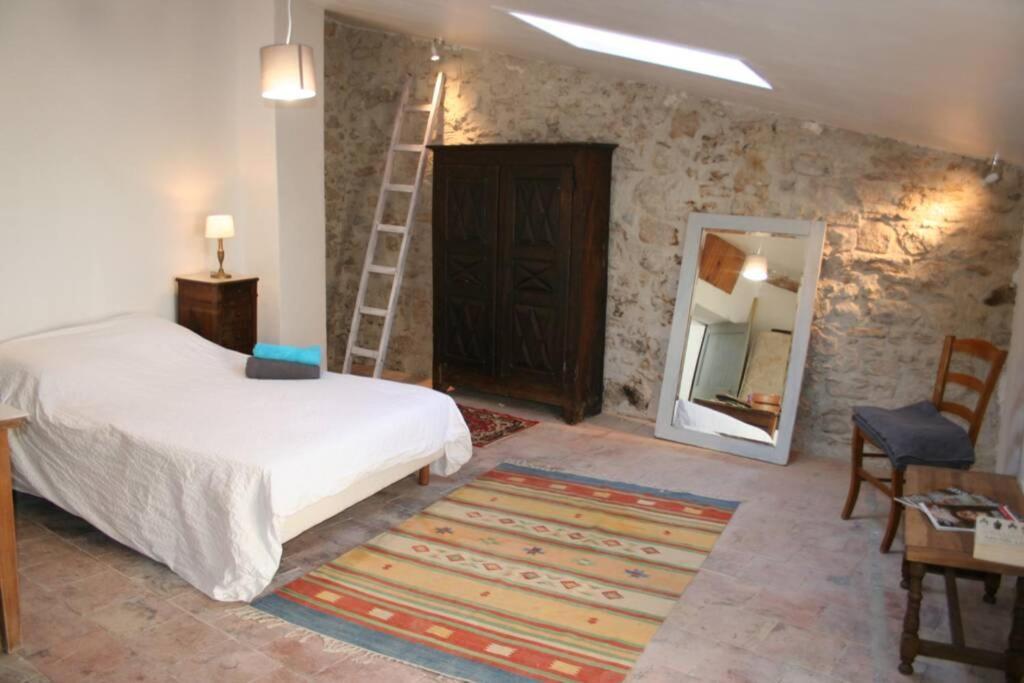 Character Filled House Overlooking The River Cesse Bize-Minervois Bagian luar foto